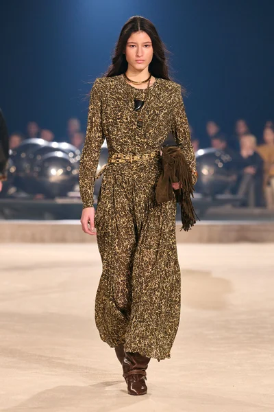 Look 9